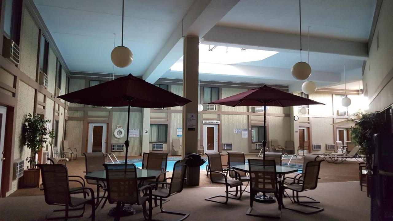 Crookston Inn & Convention Center Exterior foto